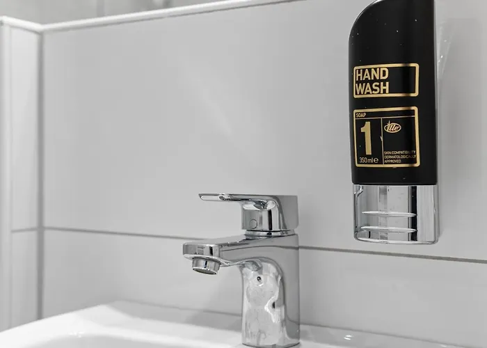 2, Direkt Am Bahnhof * Aachen