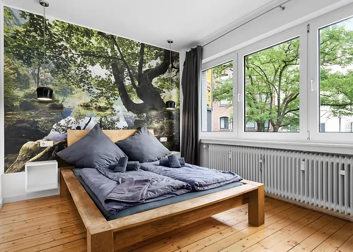 2, Direkt Am Bahnhof *